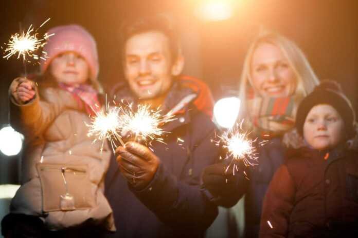 5 Ideas to Celebrate New Year’s Eve at Home