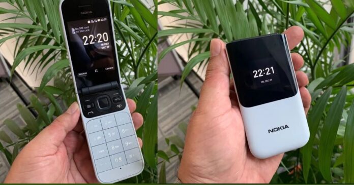 Nokia 2720 V Flip Phone Price in India 2021