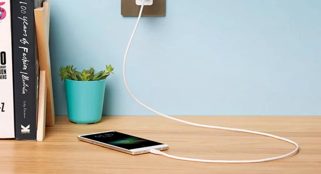 pick the right charger for your smartphone 1