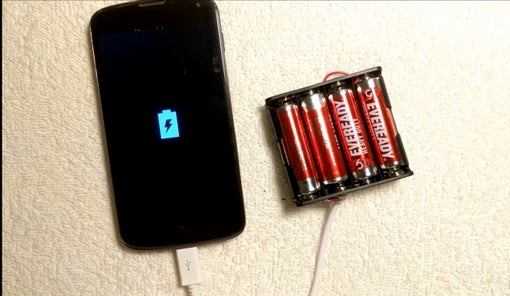 Charging Smartphone with AA Battery