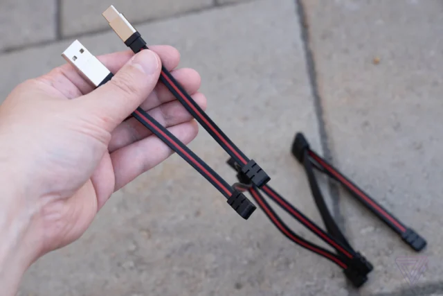 Tangled-Free Magnetic USB Cables 2