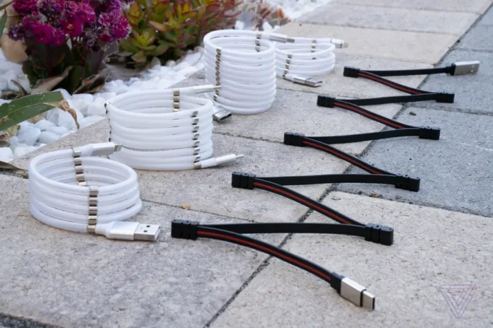 Tangled-Free Magnetic USB Cables