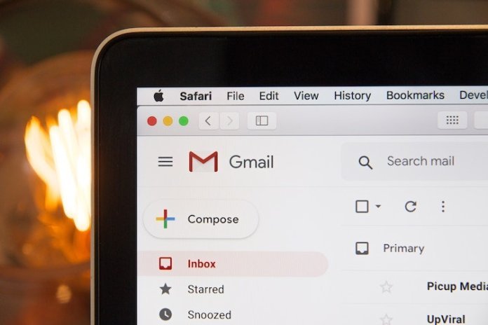 How To Track Email Opens & Clicks in Gmail and Outlook